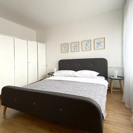 דירות Ni Apartman Milica מראה חיצוני תמונה