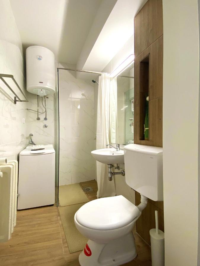 דירות Ni Apartman Milica מראה חיצוני תמונה