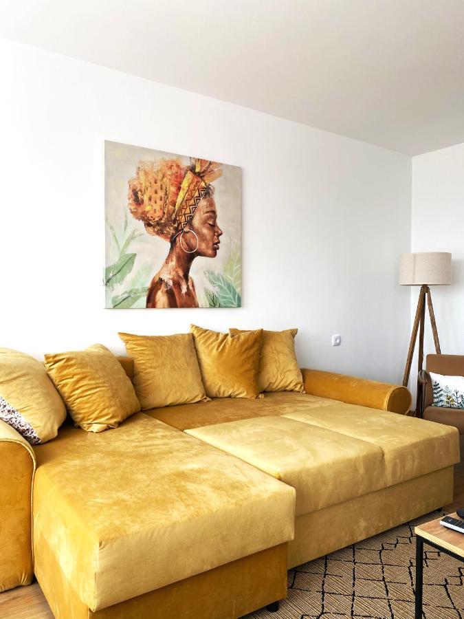 דירות Ni Apartman Milica מראה חיצוני תמונה